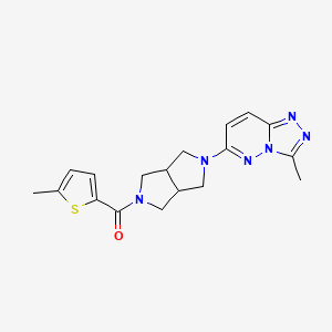 molecular formula C18H20N6OS B6461212 2-{3-methyl-[1,2,4]triazolo[4,3-b]pyridazin-6-yl}-5-(5-methylthiophene-2-carbonyl)-octahydropyrrolo[3,4-c]pyrrole CAS No. 2549038-07-3