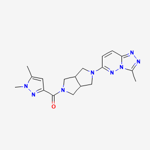 molecular formula C18H22N8O B6461248 1,5-dimethyl-3-(5-{3-methyl-[1,2,4]triazolo[4,3-b]pyridazin-6-yl}-octahydropyrrolo[3,4-c]pyrrole-2-carbonyl)-1H-pyrazole CAS No. 2549013-17-2