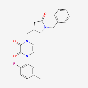 1-[(1-benzyl-5-oxopyrrolidin-3-yl)methyl]-4-(2-fluoro-5-methylphenyl)-1,2,3,4-tetrahydropyrazine-2,3-dione