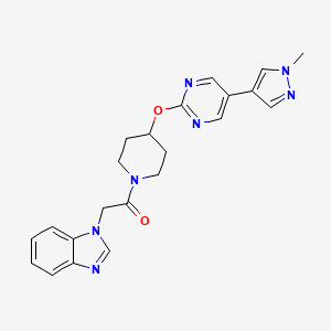 molecular formula C22H23N7O2 B6463188 2-(1H-1,3-benzodiazol-1-yl)-1-(4-{[5-(1-methyl-1H-pyrazol-4-yl)pyrimidin-2-yl]oxy}piperidin-1-yl)ethan-1-one CAS No. 2549023-15-4