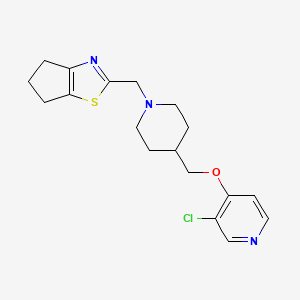 molecular formula C18H22ClN3OS B6472042 3-chloro-4-{[1-({4H,5H,6H-cyclopenta[d][1,3]thiazol-2-yl}methyl)piperidin-4-yl]methoxy}pyridine CAS No. 2640953-15-5