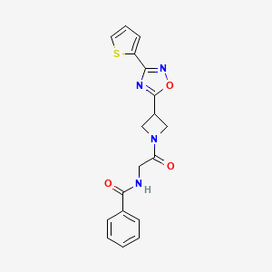 molecular formula C18H16N4O3S B6478104 N-(2-oxo-2-{3-[3-(thiophen-2-yl)-1,2,4-oxadiazol-5-yl]azetidin-1-yl}ethyl)benzamide CAS No. 1331267-39-0