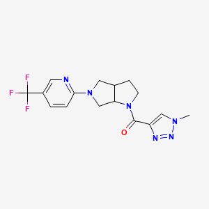 molecular formula C16H17F3N6O B6484090 2-[1-(1-methyl-1H-1,2,3-triazole-4-carbonyl)-octahydropyrrolo[2,3-c]pyrrol-5-yl]-5-(trifluoromethyl)pyridine CAS No. 2549054-26-2