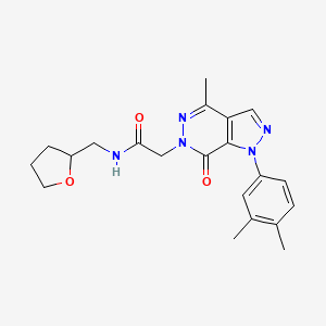 molecular formula C21H25N5O3 B6496526 2-[1-(3,4-dimethylphenyl)-4-methyl-7-oxo-1H,6H,7H-pyrazolo[3,4-d]pyridazin-6-yl]-N-[(oxolan-2-yl)methyl]acetamide CAS No. 942009-51-0