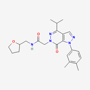 molecular formula C23H29N5O3 B6496539 2-[1-(3,4-dimethylphenyl)-7-oxo-4-(propan-2-yl)-1H,6H,7H-pyrazolo[3,4-d]pyridazin-6-yl]-N-[(oxolan-2-yl)methyl]acetamide CAS No. 955842-44-1