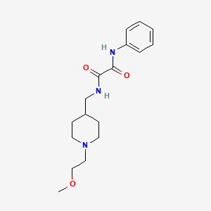 N-{[1-(2-methoxyethyl)piperidin-4-yl]methyl}-N'-phenylethanediamide