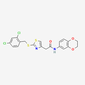 molecular formula C20H16Cl2N2O3S2 B6500071 2-(2-{[(2,4-dichlorophenyl)methyl]sulfanyl}-1,3-thiazol-4-yl)-N-(2,3-dihydro-1,4-benzodioxin-6-yl)acetamide CAS No. 953986-91-9