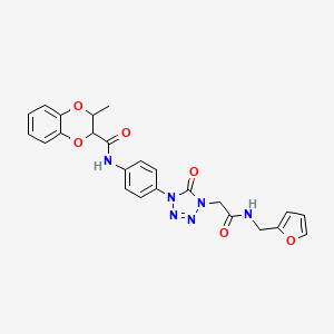 molecular formula C24H22N6O6 B6504133 N-{4-[4-({[(furan-2-yl)methyl]carbamoyl}methyl)-5-oxo-4,5-dihydro-1H-1,2,3,4-tetrazol-1-yl]phenyl}-3-methyl-2,3-dihydro-1,4-benzodioxine-2-carboxamide CAS No. 1396712-74-5