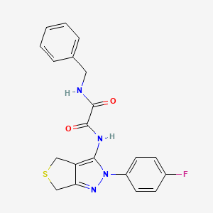 B6513023 N'-benzyl-N-[2-(4-fluorophenyl)-2H,4H,6H-thieno[3,4-c]pyrazol-3-yl]ethanediamide CAS No. 946252-73-9