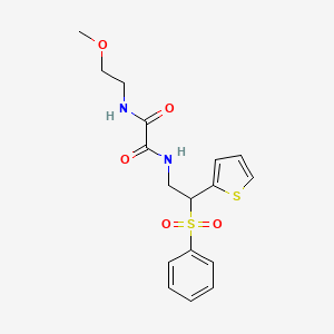 molecular formula C17H20N2O5S2 B6520483 N'-[2-(benzenesulfonyl)-2-(thiophen-2-yl)ethyl]-N-(2-methoxyethyl)ethanediamide CAS No. 896332-43-7