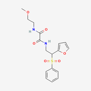 molecular formula C17H20N2O6S B6520748 N'-[2-(benzenesulfonyl)-2-(furan-2-yl)ethyl]-N-(2-methoxyethyl)ethanediamide CAS No. 896314-28-6