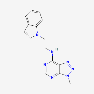 molecular formula C15H15N7 B6521174 N-[2-(1H-indol-1-yl)ethyl]-3-methyl-3H-[1,2,3]triazolo[4,5-d]pyrimidin-7-amine CAS No. 896369-86-1