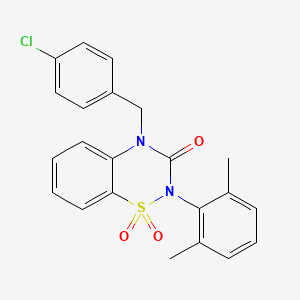 molecular formula C22H19ClN2O3S B6522280 4-[(4-chlorophenyl)methyl]-2-(2,6-dimethylphenyl)-3,4-dihydro-2H-1lambda6,2,4-benzothiadiazine-1,1,3-trione CAS No. 933025-27-5