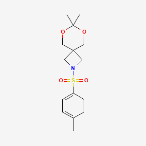 molecular formula C15H21NO4S B6523071 7,7-dimethyl-2-(4-methylbenzenesulfonyl)-6,8-dioxa-2-azaspiro[3.5]nonane CAS No. 92993-53-8