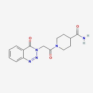molecular formula C15H17N5O3 B6524104 1-[2-(4-oxo-3,4-dihydro-1,2,3-benzotriazin-3-yl)acetyl]piperidine-4-carboxamide CAS No. 440332-12-7