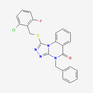 molecular formula C23H16ClFN4OS B6525876 4-benzyl-1-{[(2-chloro-6-fluorophenyl)methyl]sulfanyl}-4H,5H-[1,2,4]triazolo[4,3-a]quinazolin-5-one CAS No. 1012172-50-7