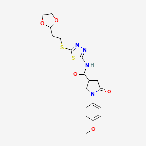N-(5-{[2-(1,3-dioxolan-2-yl)ethyl]sulfanyl}-1,3,4-thiadiazol-2-yl)-1-(4-methoxyphenyl)-5-oxopyrrolidine-3-carboxamide