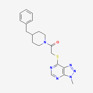 molecular formula C19H22N6OS B6533430 1-(4-benzylpiperidin-1-yl)-2-({3-methyl-3H-[1,2,3]triazolo[4,5-d]pyrimidin-7-yl}sulfanyl)ethan-1-one CAS No. 1058433-45-6