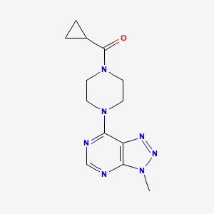 molecular formula C13H17N7O B6533644 1-cyclopropanecarbonyl-4-{3-methyl-3H-[1,2,3]triazolo[4,5-d]pyrimidin-7-yl}piperazine CAS No. 1058239-01-2