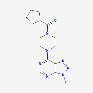 molecular formula C15H21N7O B6533645 1-cyclopentanecarbonyl-4-{3-methyl-3H-[1,2,3]triazolo[4,5-d]pyrimidin-7-yl}piperazine CAS No. 1060206-39-4