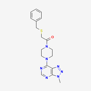 molecular formula C18H21N7OS B6533789 2-(benzylsulfanyl)-1-(4-{3-methyl-3H-[1,2,3]triazolo[4,5-d]pyrimidin-7-yl}piperazin-1-yl)ethan-1-one CAS No. 1058232-38-4