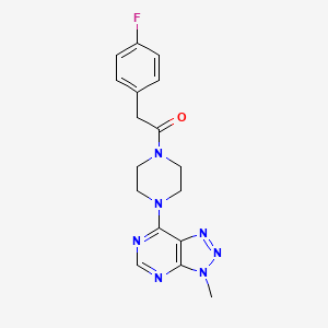 molecular formula C17H18FN7O B6533807 2-(4-fluorophenyl)-1-(4-{3-methyl-3H-[1,2,3]triazolo[4,5-d]pyrimidin-7-yl}piperazin-1-yl)ethan-1-one CAS No. 1058239-24-9