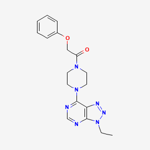 molecular formula C18H21N7O2 B6533945 1-(4-{3-ethyl-3H-[1,2,3]triazolo[4,5-d]pyrimidin-7-yl}piperazin-1-yl)-2-phenoxyethan-1-one CAS No. 1070861-44-7