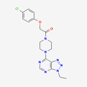 molecular formula C18H20ClN7O2 B6533947 2-(4-chlorophenoxy)-1-(4-{3-ethyl-3H-[1,2,3]triazolo[4,5-d]pyrimidin-7-yl}piperazin-1-yl)ethan-1-one CAS No. 1058455-93-8