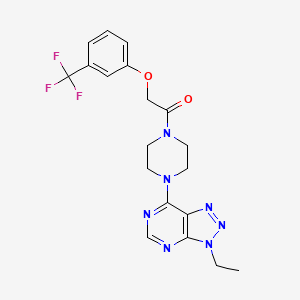 1-(4-{3-ethyl-3H-[1,2,3]triazolo[4,5-d]pyrimidin-7-yl}piperazin-1-yl)-2-[3-(trifluoromethyl)phenoxy]ethan-1-one