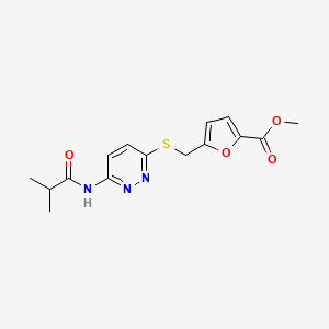 methyl 5-({[6-(2-methylpropanamido)pyridazin-3-yl]sulfanyl}methyl)furan-2-carboxylate