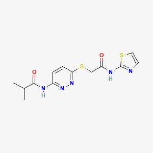 molecular formula C13H15N5O2S2 B6537953 2-methyl-N-[6-({[(1,3-thiazol-2-yl)carbamoyl]methyl}sulfanyl)pyridazin-3-yl]propanamide CAS No. 1021214-46-9