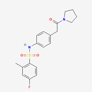 4-fluoro-2-methyl-N-{4-[2-oxo-2-(pyrrolidin-1-yl)ethyl]phenyl}benzene-1-sulfonamide