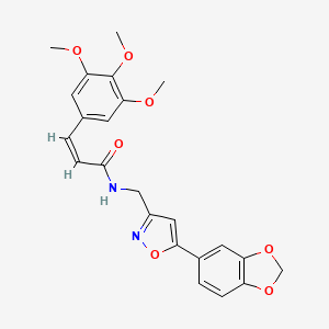 (2Z)-N-{[5-(2H-1,3-benzodioxol-5-yl)-1,2-oxazol-3-yl]methyl}-3-(3,4,5-trimethoxyphenyl)prop-2-enamide