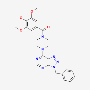 molecular formula C25H27N7O4 B6559996 1-{3-benzyl-3H-[1,2,3]triazolo[4,5-d]pyrimidin-7-yl}-4-(3,4,5-trimethoxybenzoyl)piperazine CAS No. 920347-59-7