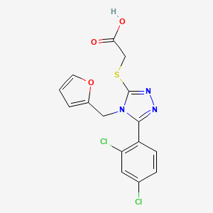 molecular formula C15H11Cl2N3O3S B6576651 2-{[5-(2,4-dichlorophenyl)-4-[(furan-2-yl)methyl]-4H-1,2,4-triazol-3-yl]sulfanyl}acetic acid CAS No. 537017-64-4