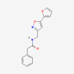 molecular formula C16H14N2O3 B6581695 N-{[5-(furan-2-yl)-1,2-oxazol-3-yl]methyl}-2-phenylacetamide CAS No. 943822-70-6
