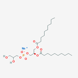 B6595507 Sodium (2R)-2,3-bis(decanoyloxy)propyl 2,3-dihydroxypropyl phosphate CAS No. 322647-25-6
