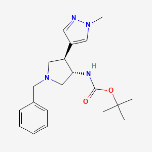 rac-tert-butyl N-[(3R,4S)-1-benzyl-4-(1-methyl-1H-pyrazol-4-yl)pyrrolidin-3-yl]carbamate, trans