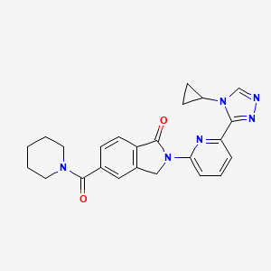 2-[6-(4-cyclopropyl-4H-1,2,4-triazol-3-yl)pyridin-2-yl]-5-(piperidine-1-carbonyl)-2,3-dihydro-1H-isoindol-1-one