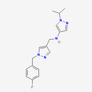 molecular formula C17H20FN5 B6622889 N-[[1-[(4-fluorophenyl)methyl]pyrazol-4-yl]methyl]-1-propan-2-ylpyrazol-4-amine 