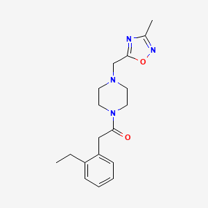 molecular formula C18H24N4O2 B6623978 2-(2-Ethylphenyl)-1-[4-[(3-methyl-1,2,4-oxadiazol-5-yl)methyl]piperazin-1-yl]ethanone 