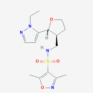 molecular formula C15H22N4O4S B6624199 N-[[(2R,3S)-2-(2-ethylpyrazol-3-yl)oxolan-3-yl]methyl]-3,5-dimethyl-1,2-oxazole-4-sulfonamide 