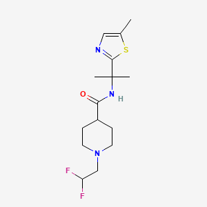 molecular formula C15H23F2N3OS B6624914 1-(2,2-difluoroethyl)-N-[2-(5-methyl-1,3-thiazol-2-yl)propan-2-yl]piperidine-4-carboxamide 