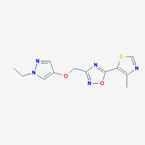 molecular formula C12H13N5O2S B6626440 3-[(1-Ethylpyrazol-4-yl)oxymethyl]-5-(4-methyl-1,3-thiazol-5-yl)-1,2,4-oxadiazole 