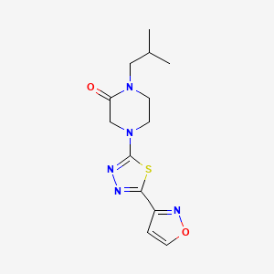 molecular formula C13H17N5O2S B6627092 1-(2-Methylpropyl)-4-[5-(1,2-oxazol-3-yl)-1,3,4-thiadiazol-2-yl]piperazin-2-one 