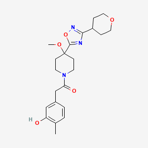 2-(3-Hydroxy-4-methylphenyl)-1-[4-methoxy-4-[3-(oxan-4-yl)-1,2,4-oxadiazol-5-yl]piperidin-1-yl]ethanone