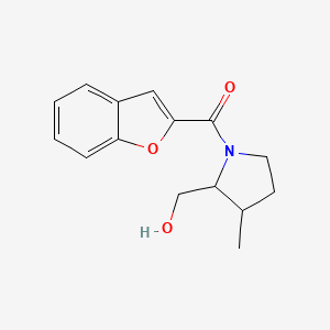 molecular formula C15H17NO3 B6627968 1-Benzofuran-2-yl-[2-(hydroxymethyl)-3-methylpyrrolidin-1-yl]methanone 