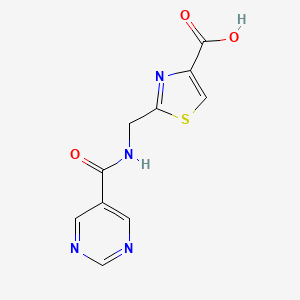 molecular formula C10H8N4O3S B6628125 2-[(Pyrimidine-5-carbonylamino)methyl]-1,3-thiazole-4-carboxylic acid 