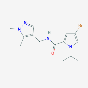 molecular formula C14H19BrN4O B6630054 4-bromo-N-[(1,5-dimethylpyrazol-4-yl)methyl]-1-propan-2-ylpyrrole-2-carboxamide 
