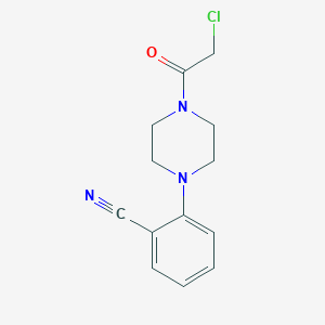 molecular formula C13H14ClN3O B6630853 2-Chloro-1-[4-(2-cyanophenyl)piperazin-1-yl]ethanone 